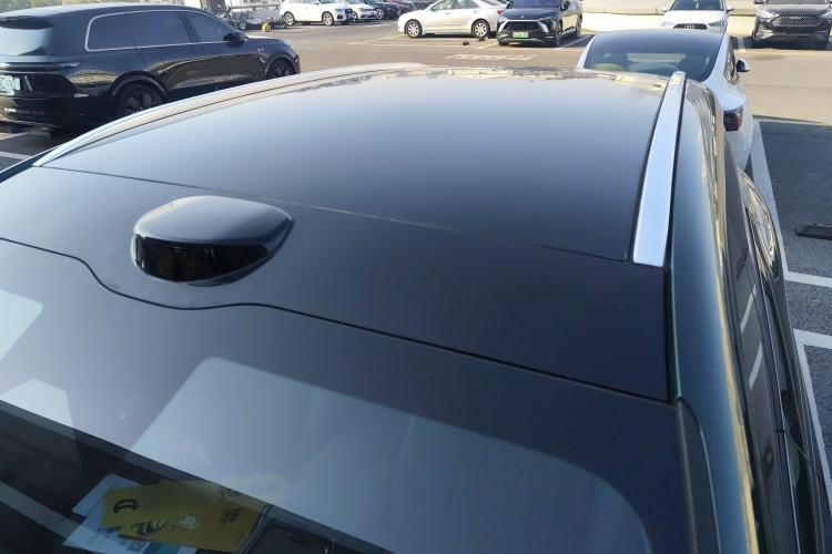 Used Zeekr 7X 2025 100 kWh Long-Range Rear-Wheel Drive with Intelligent Driving Features