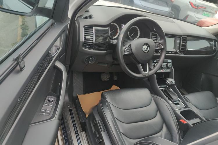 Used Skoda Kodiaq 2017 TSI330 7-Seater Two-Wheel-Drive Luxury Edition Driver Seat