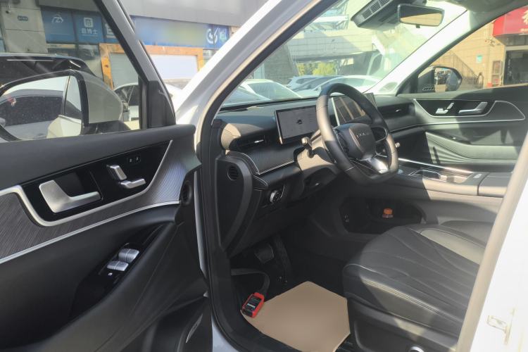 Used Chery Fengyun T9 2024 120 Long-Range Flagship Version 7 Seats Ternary Lithium