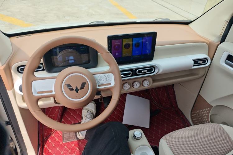 Used Wuling Hongguang MINIEV 2024 3rd Generation 215km Youth Edition
