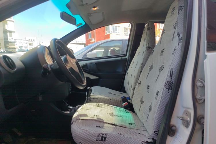 Used BYD F0 2010 Shangkui Patriotic Edition 1.0L XuanKu Model Left Front Seat