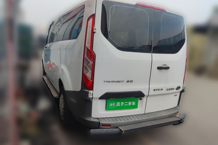 Used Ford Transit 2020 2.0T Diesel Multi-Function Commercial Vehicle Mid-Chassis Low-Roof Design with Dual Rear Doors Emission Standard China V
