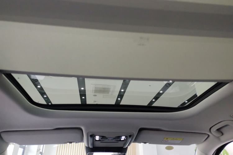 Used Formula Leopard Titanium 3 2025 501KM All-Wheel Drive Intelligent Driving Ultra Version
