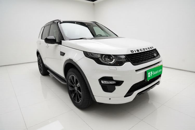 Used Land Rover Discovery Sport 2018 240 PS PURE Edition Exterior 2