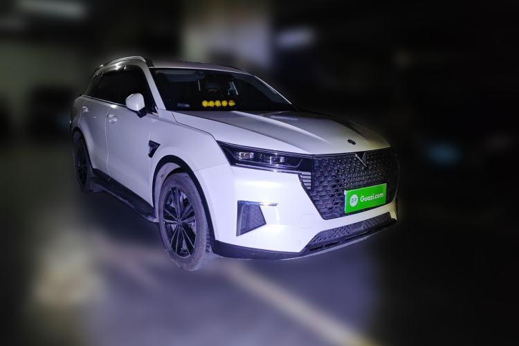 Used Venucia Star 2020 260T Automatic 48V Mild Hybrid Turbocharged Starry Edition
