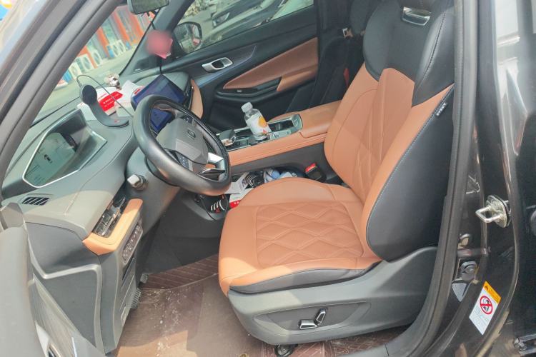 Used CHANGAN NEVO Q05 2024 Truly Delicious Version 125cc Superior Design CATL Left Front Seat