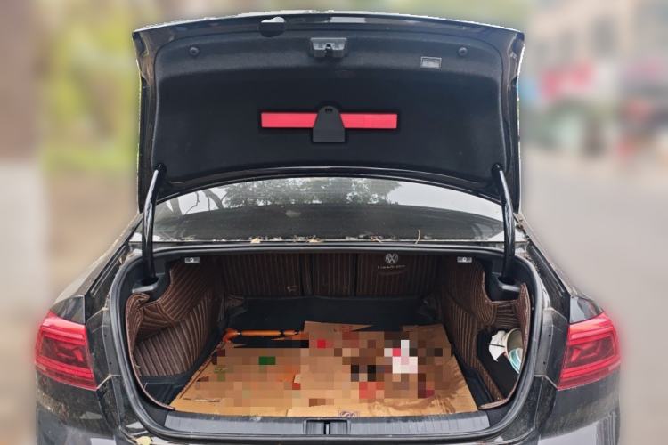 Used Volkswagen Magotan 2021 330TSI DSG 30th Anniversary Edition Trunk