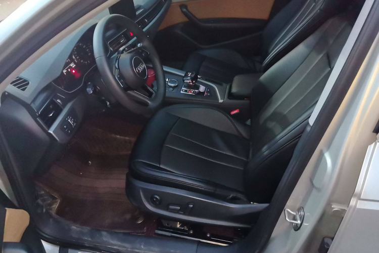 Used Audi A4L 2019 40 TFSI Ambition China VI
