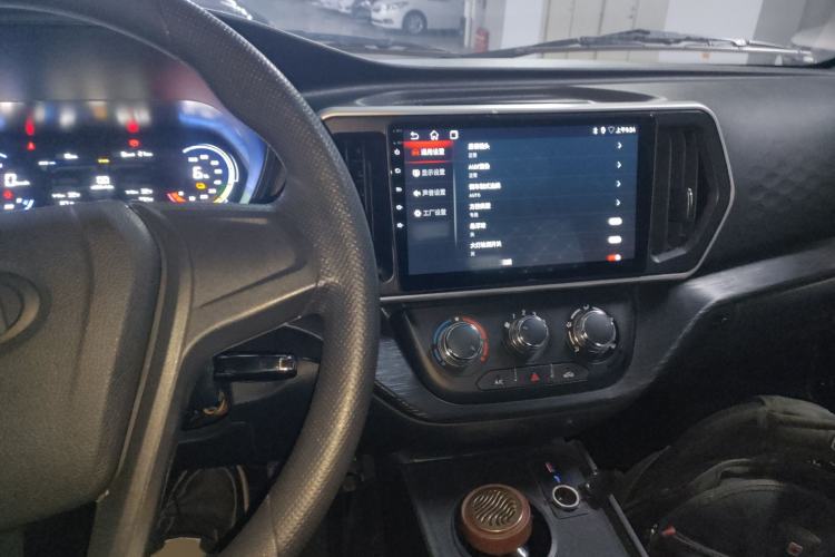 Used CHANGAN KAICHENG Ruixing EM80 2025 Passenger Version Comfort Edition 6-Seater 300 km Dual-Swing Doors Center Console