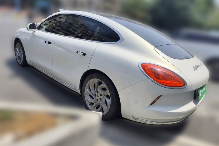 Used ORA Lightning Cat 2022 555 km Luxury Edition