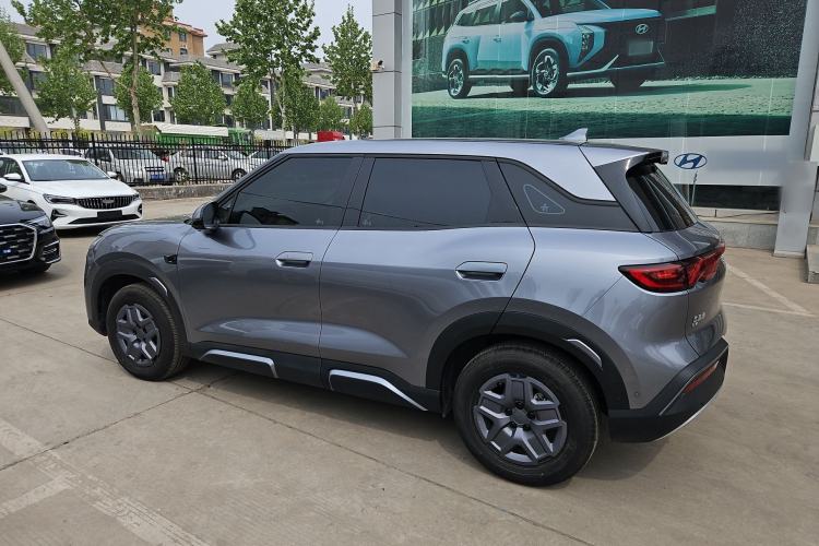 Used BYD Yuan UP 2025 Intelligent Driving Version 401 KM Dynamic Edition Exterior 2