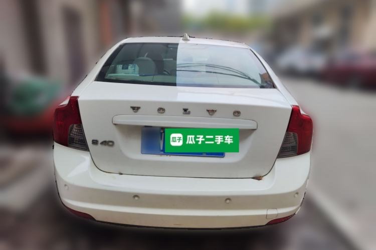 Used Volvo S40 2011 2.0L Automatic ZhiShang Edition
