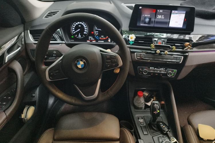 Used BMW X1 2020 sDrive25Li Leading Model Steering Wheel