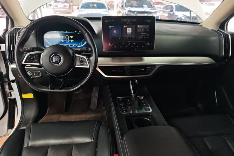 Used BYD Tang 2019 2.0T Automatic SmartConnect Luxury 7-Seater China VI Standard