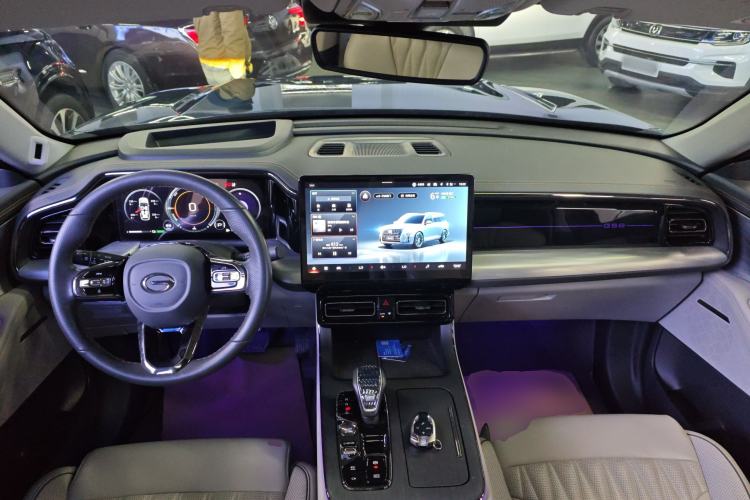 Used GAC Trumpchi GS8 2022 Double-Energy Series 2.0TM Two-Wheel Drive Prestige Edition (6 Seats) Interior 2