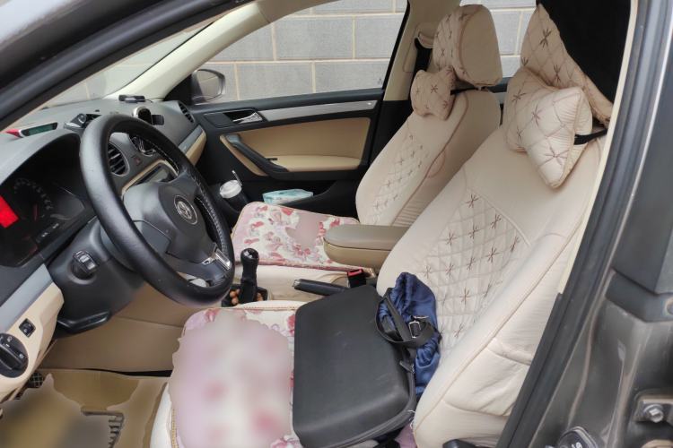 Used Volkswagen Jetta 2013 1.4L Manual Comfort Model
