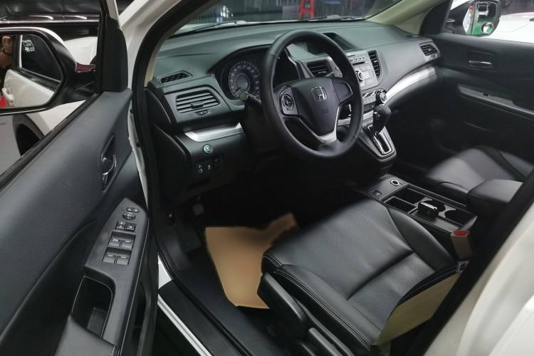 Used Honda CR-V 2016 2.0L Two-Wheel Drive Classic Edition