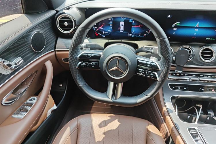 Used Mercedes-Benz E-Class 2022 E 260 Stylish Sports Edition
