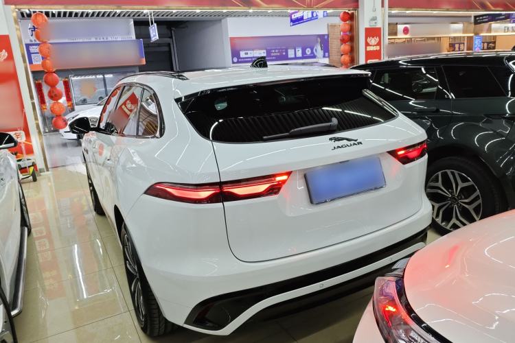 Used Jaguar F-PACE 2024 P250 R-Dynamic SE
