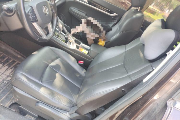 Used Dongfeng Aeolus AX7 2015 2.0L Automatic Zhiyi Trim