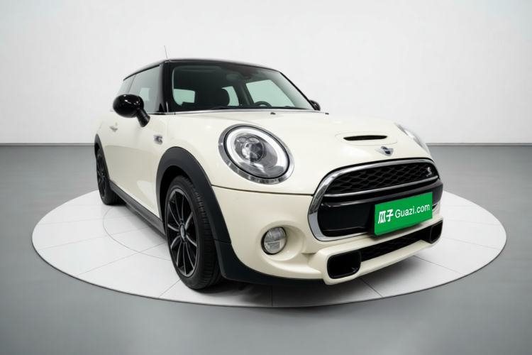 Used MINI 2014 2.0T COOPER S Excitement Front Right 45 Deg
