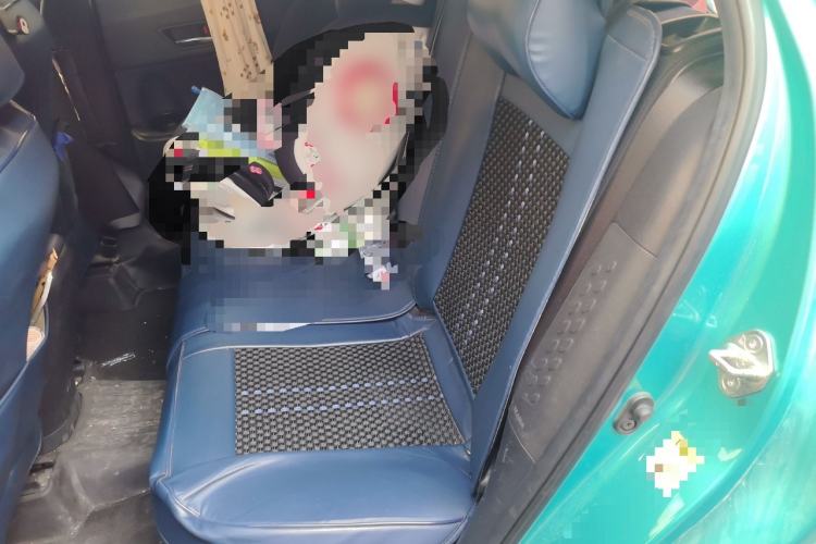 Used Toyota C-HR 2018 2.0L Luxury Edition China VI Standard Left Rear Seat