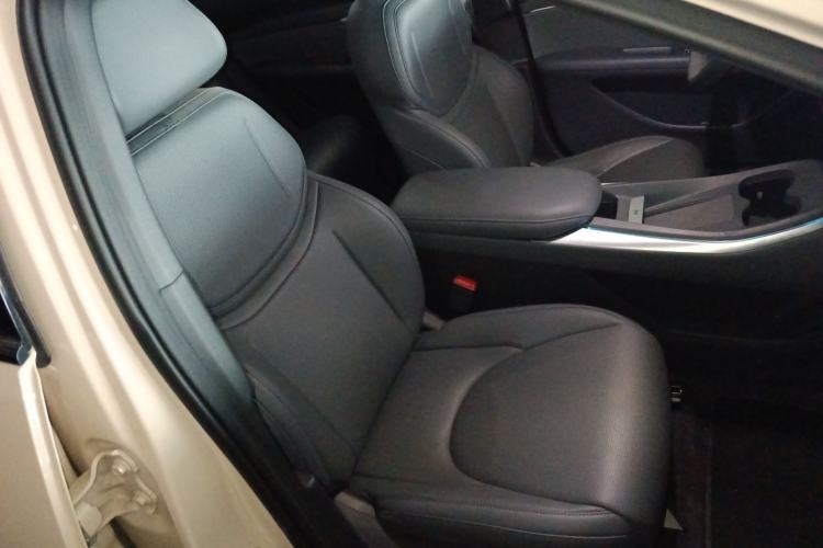 Used XPeng MONA M03 2025 600 with Ultra-Long Range Max Right Front Seat