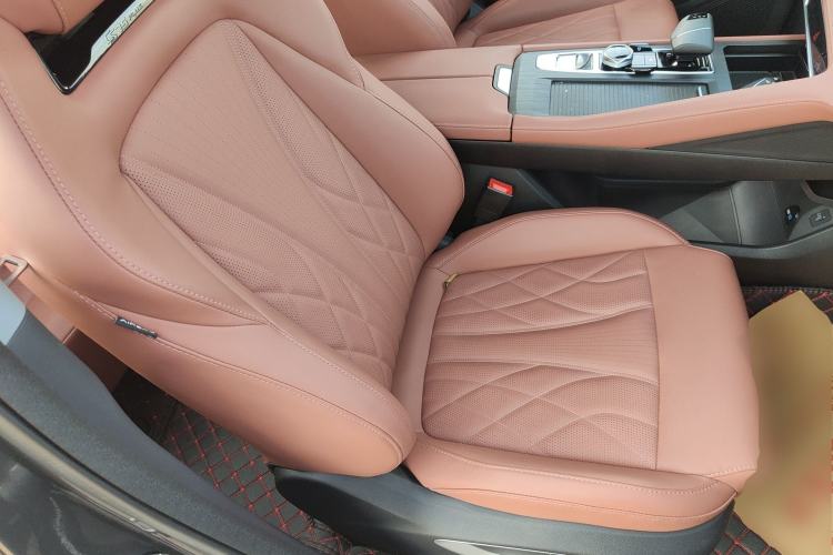 Used CHANGAN CS75 PLUS 2024 3rd Generation Champion Edition 1.5T Intelligent Drive Dynamic Model Right Front Seat