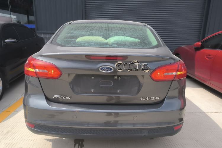 Used Ford Focus 2015 Sedan 1.6L Automatic Trend Model
