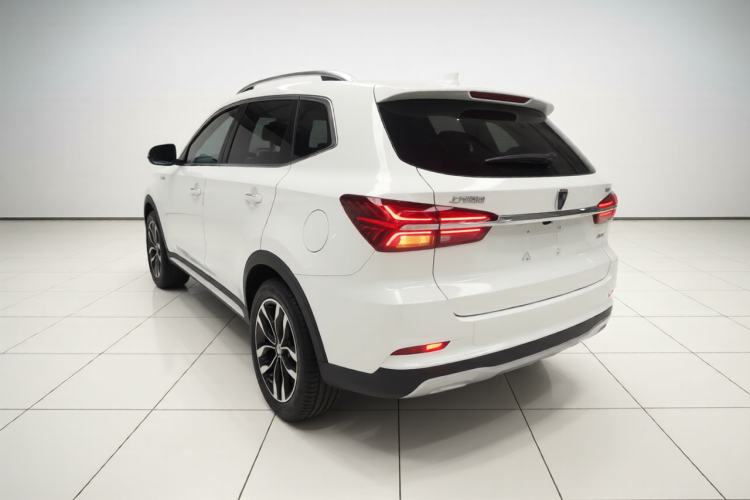 Used Roewe RX5 2016 20T Two-Wheel Drive Automatic Internet Smart Edition
