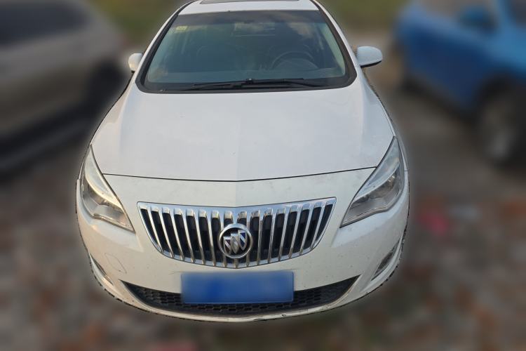 Used Buick GT 2013 XT 1.6L Automatic Fashion Edition Front