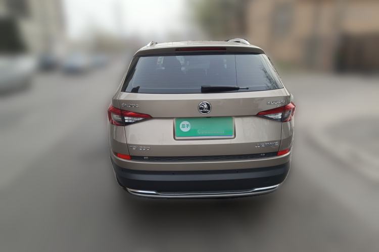 Used Skoda Kodiaq 2018 Facelifted TSI330 5-Seater Two-Wheel-Drive Luxury Enjoyment Edition Rear