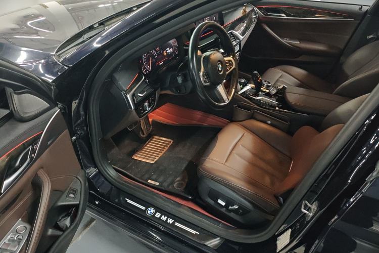 Used BMW 5 Series 2019 525Li M Sport Package Driver Seat