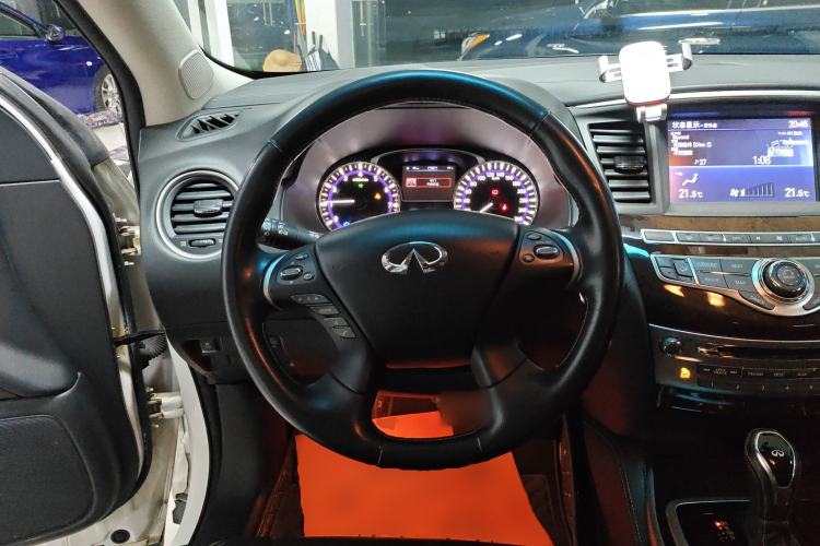 Used Infiniti QX60 2016 2.5 S/C Hybrid Two-Wheel-Drive Excellence Edition China V Standard