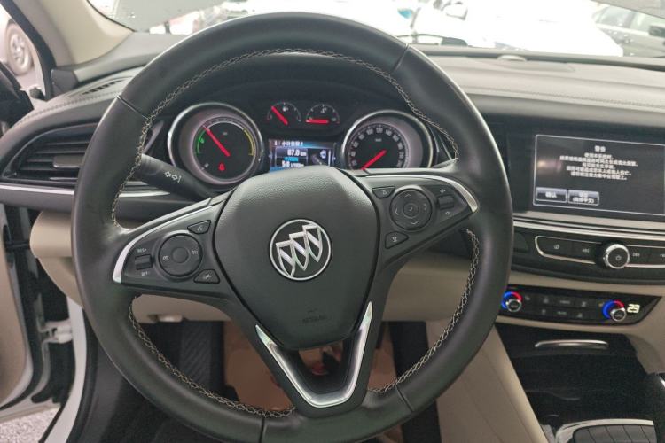 Used Buick Regal 2017 30H Elite Version