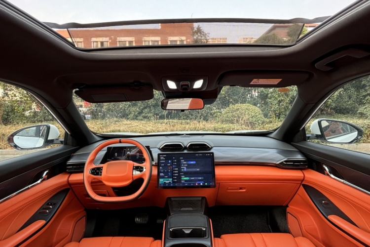 Used Dongfeng Aeolus L7 New Energy 2024 205 Plus Interior 2