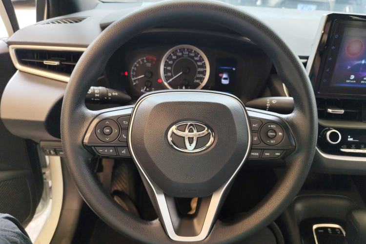 Used Toyota Levin 2019 185T CVT Luxury Edition China VI Standard Steering Wheel