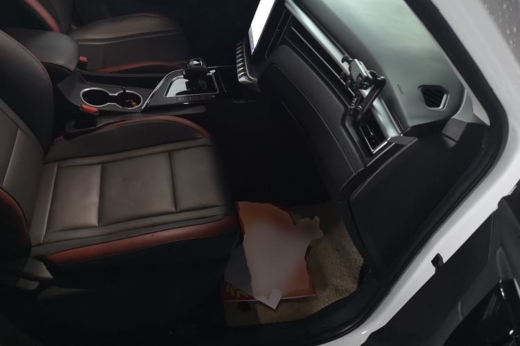 Used FORTHING T5 2022 Mach Edition 1.5T DCT Powerful 7-Seater