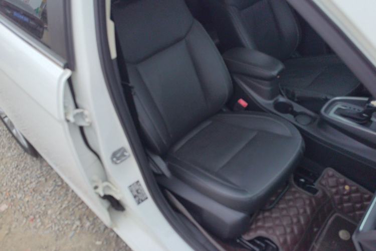 Used Ford Escort 2015 1.5L Automatic Fashion Model Right Front Seat