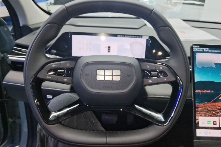 Used Geely Galaxy L6 2024 125km PLUS Dragon Edition