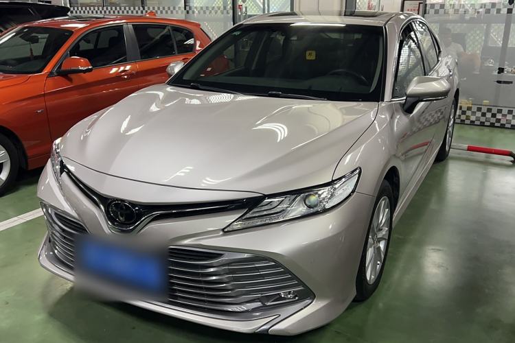Used Toyota Camry 2019 Revised Version 2.0G Luxury Edition