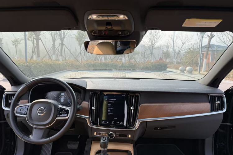 Used Volvo S90 2016 T6 AWD Zhiya Edition