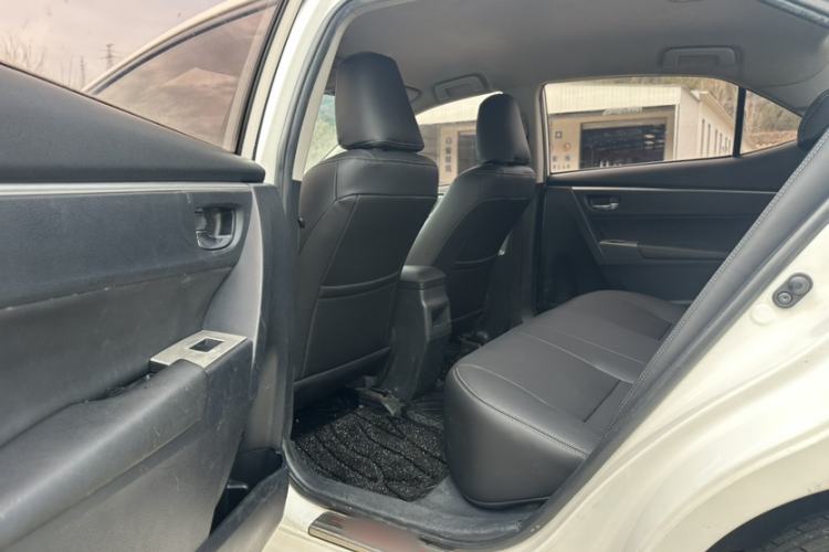 Used Toyota Corolla 2014 1.6L Manual GL