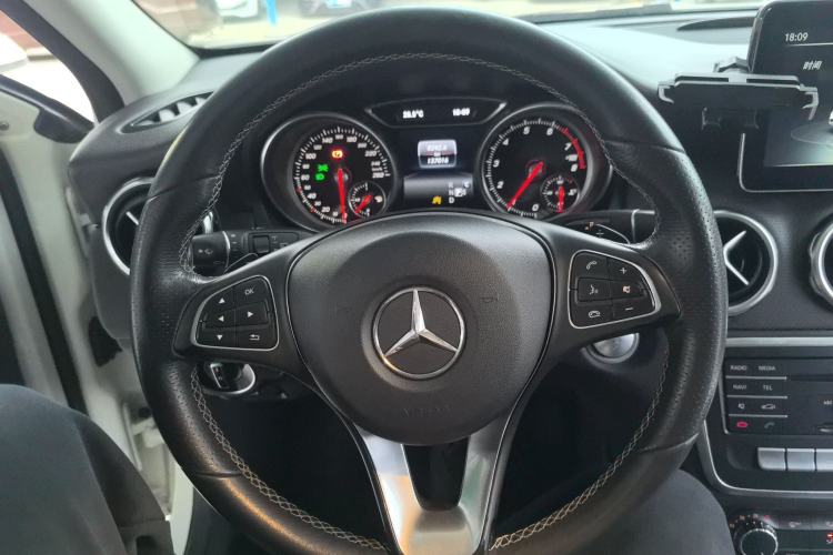 Used Mercedes-Benz GLA 2017 GLA 200 Sport Edition
