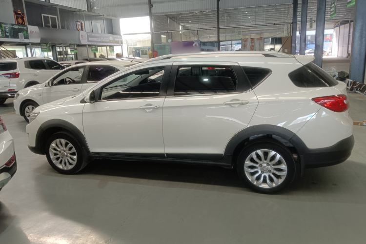 Used Dongfeng Aeolus AX3 2017 Leading Edition 1.5L Automatic Shangkue Model