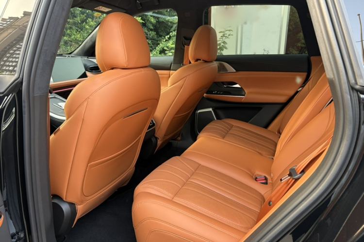 Used XPeng G9 2025 625 Long-Range Max Interior 3