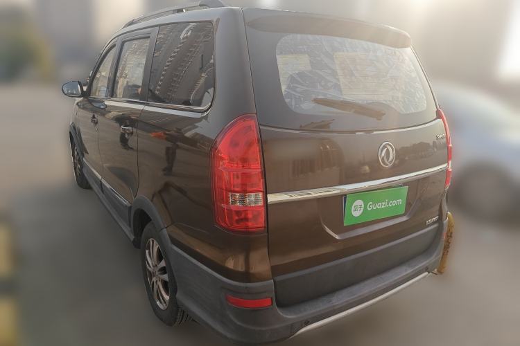 Used Dongfeng Fengon 360 2015 1.5L Manual Luxury 7-Seater China IV Standard
