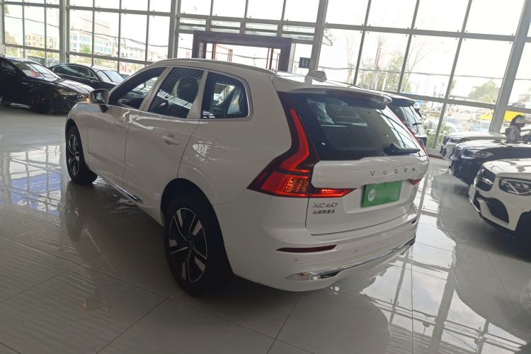 Used Volvo XC60 2026 B5 4x4 Smart Luxury Edition
