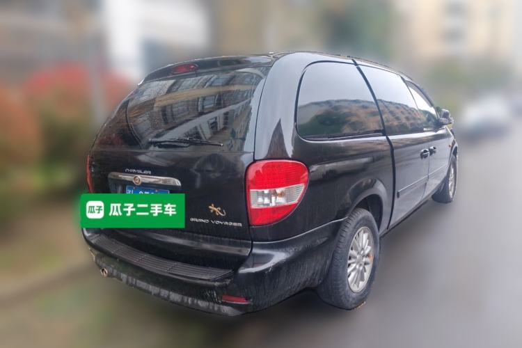 Used Chrysler Grand Voyager 2012 3.0L Classic Edition Rear Right 45 Deg