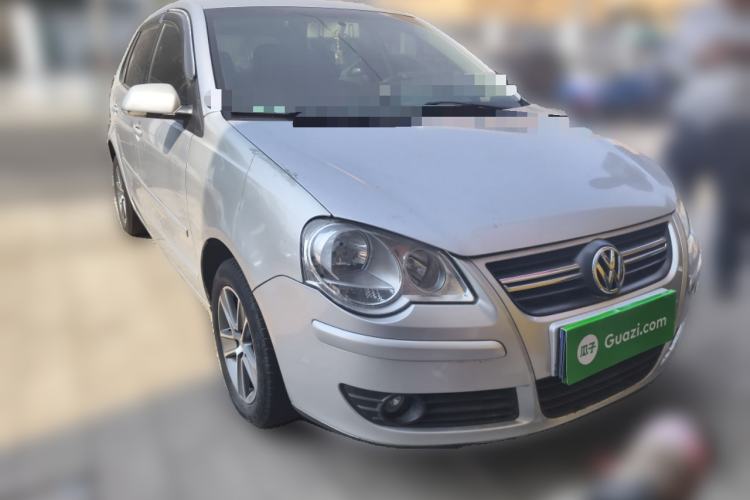 Used Volkswagen Polo 2007 Kica 1.4L Manual Fashion Edition Front Right 45 Deg